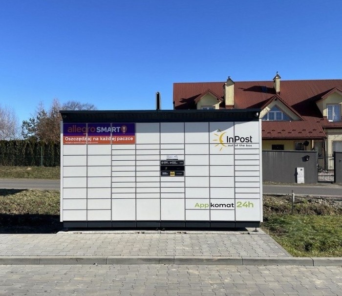 Paczkomat XYI01BAPP Market Dino