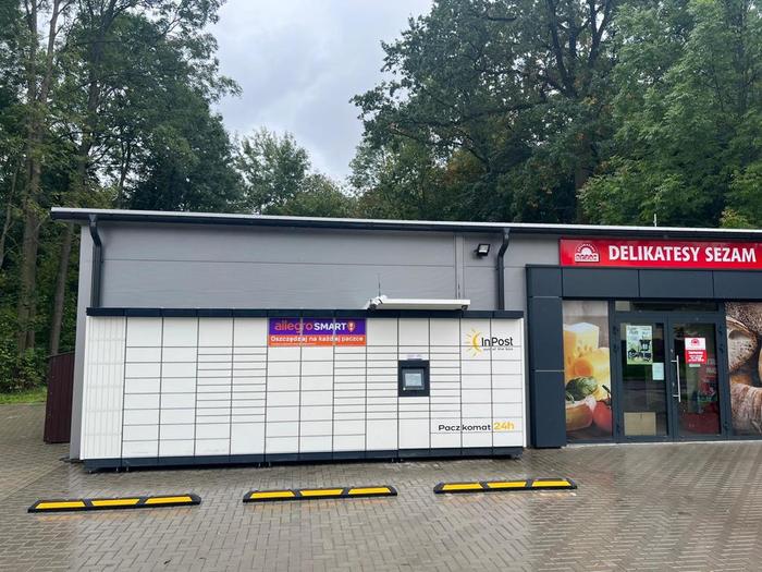 Parcel Locker XZP01M Przy sklepie spożywczym