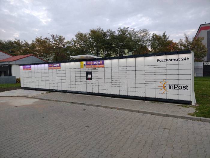 Paczkomat ZAB10M Parking za sklepem Lidl