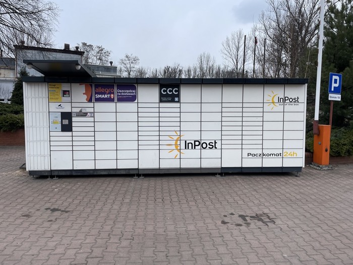 Paczkomat ZAB17N Biurowiec Zabrze Bytomska 106