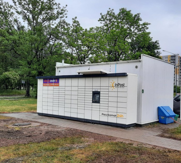 Parcel Locker ZAB38M Przy stacji benzynowej
