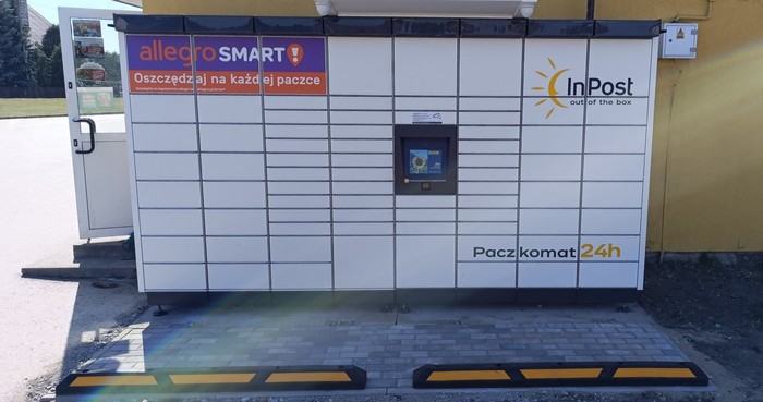 Paczkomat ZABR01M Przy sklepie