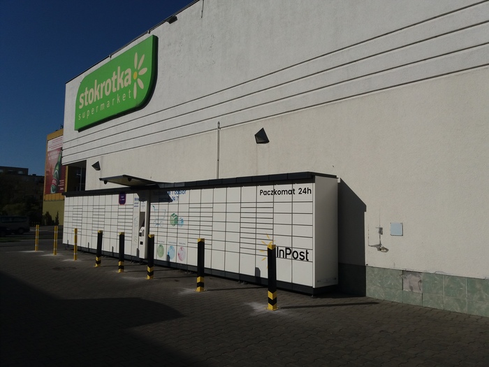 Parcel Locker ZAM04ML Przy sklepie Stokrotka