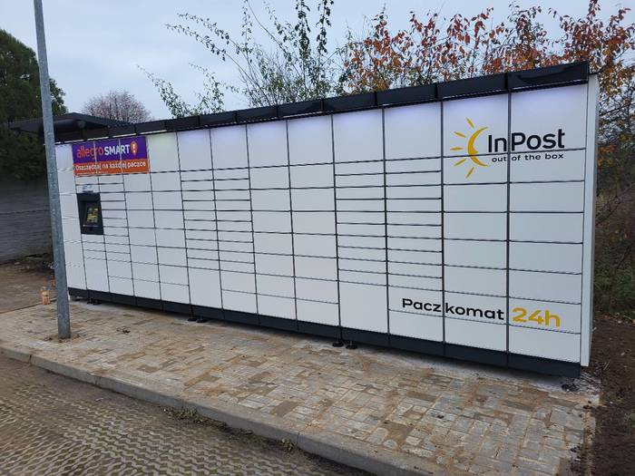 Paczkomat ZAR17M Market Dino