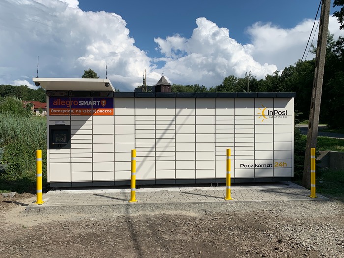 Paczkomat ZCR01M Przy sklepie MarketVita Express