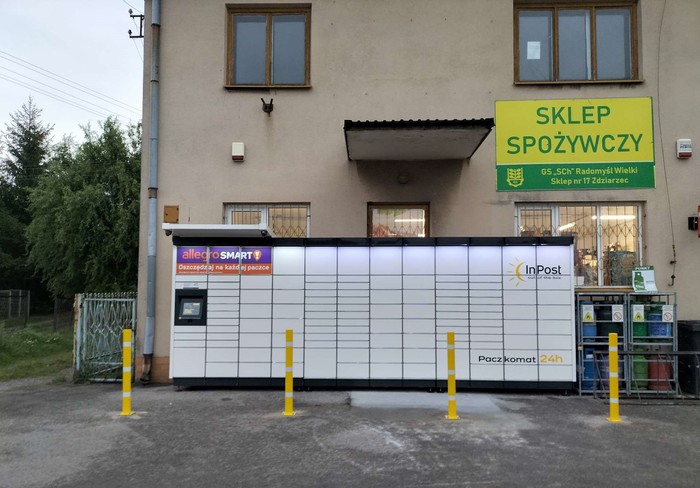 Paczkomat ZDI01M SKLEP SPOŻYWCZY G.S. ZDZIARZEC 103