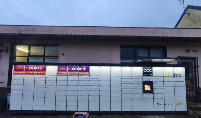 Paczkomat ZDN01M Przy sklepie spożywczym