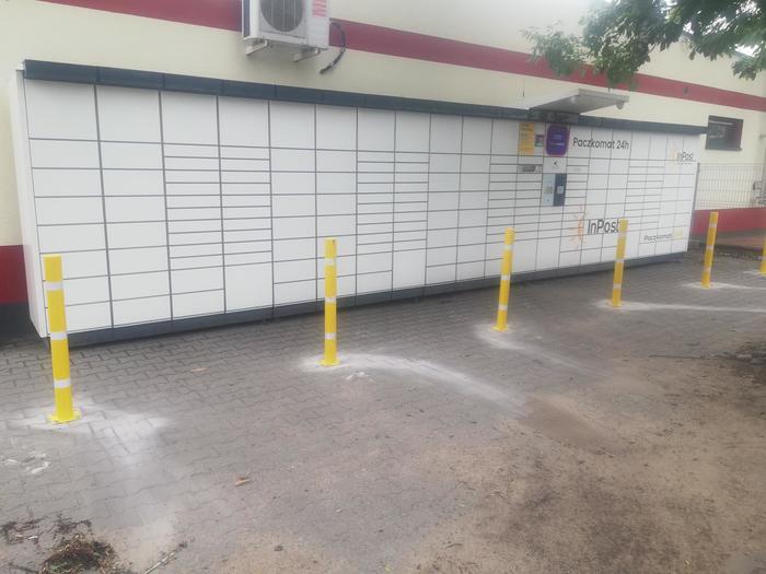 Parcel Locker ZDW04N Przy sklepie Damis
