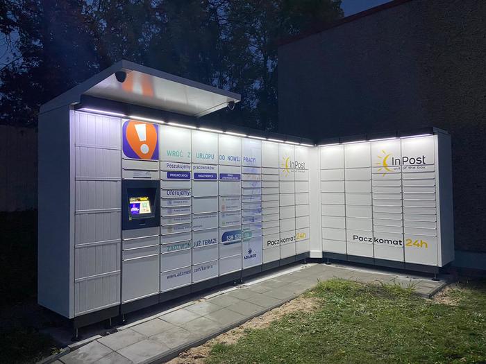 Parcel Locker ZDW14M Na parkingu marketu Kauflnd