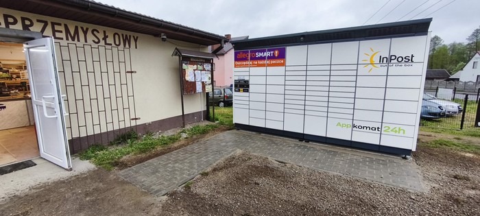 Paczkomat ZDZA01BAPP Pzy sklepie spożywczym