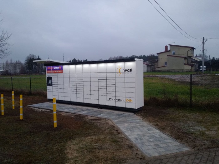 Paczkomat ZEK02M Przy wjeździe do Serwisu MADAR