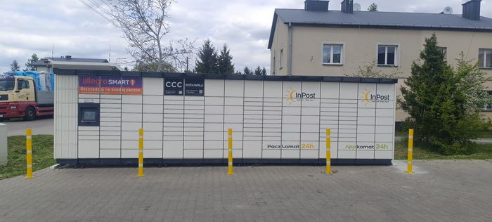 Поштомат ZES01M parking przed sklepem