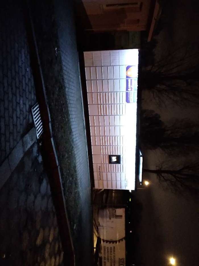 Parcel Locker ZGO31M przy parkingu biura Spółdzielni