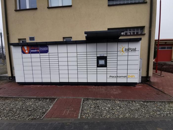 Paczkomat ZKM01M Przy Gminnym Ośrodku Kultury