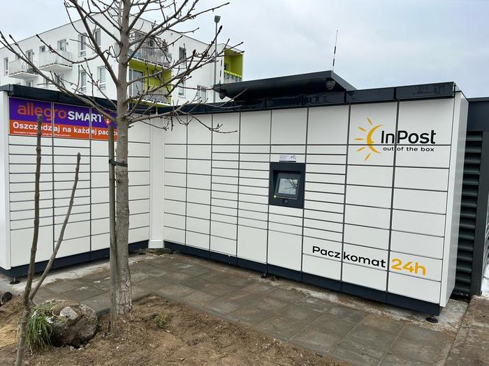 InPost's photo of the locker: InPost ZMN02M