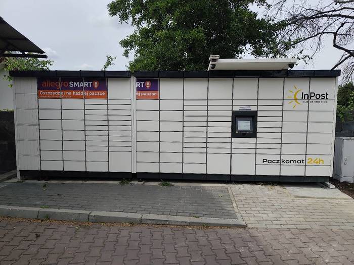 Paczkomat ZNC02M Obok Firmy Raf Bol