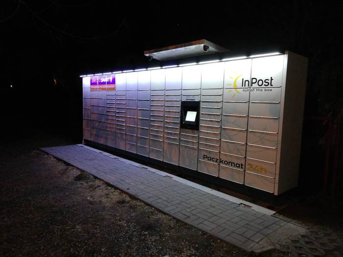 Parcel Locker ZNI06M Przy stacji benzynowej