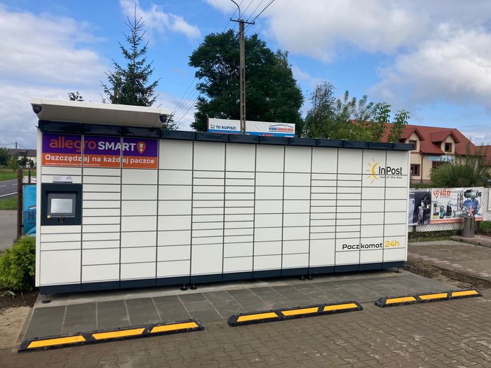 Paczkomat ZRD01M Na myjni samochodowej