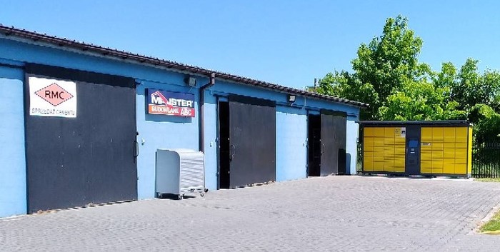 Paczkomat ZTR01G Za stacją Tank-Gaz