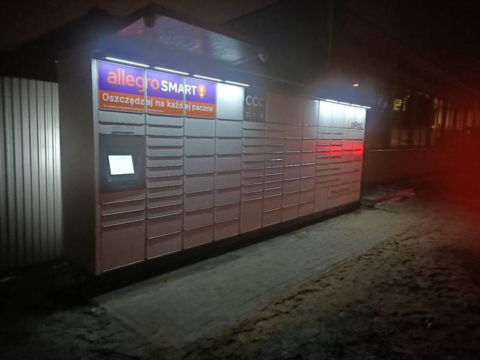 Paczkomat ZTW12M Przy sklepie ogrodniczym