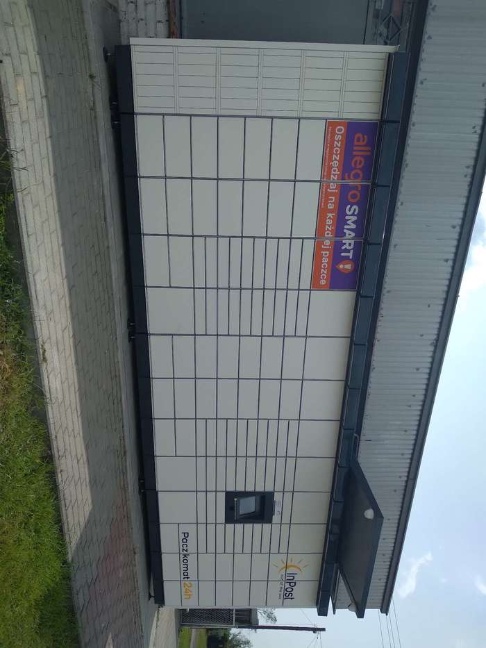 Paczkomat ZUY01M Przy sklepie