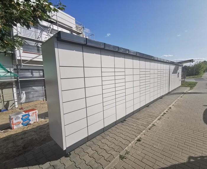 Parcel Locker ZWR02N Przy biurowcu