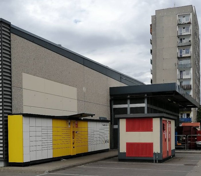 Paczkomat ZYR01A Przy markecie Kaufland